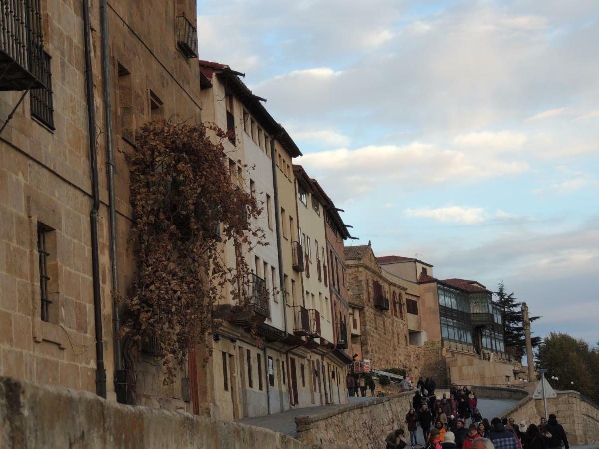 Apartamento Ribera Del Puente Salamanca Exteriör bild